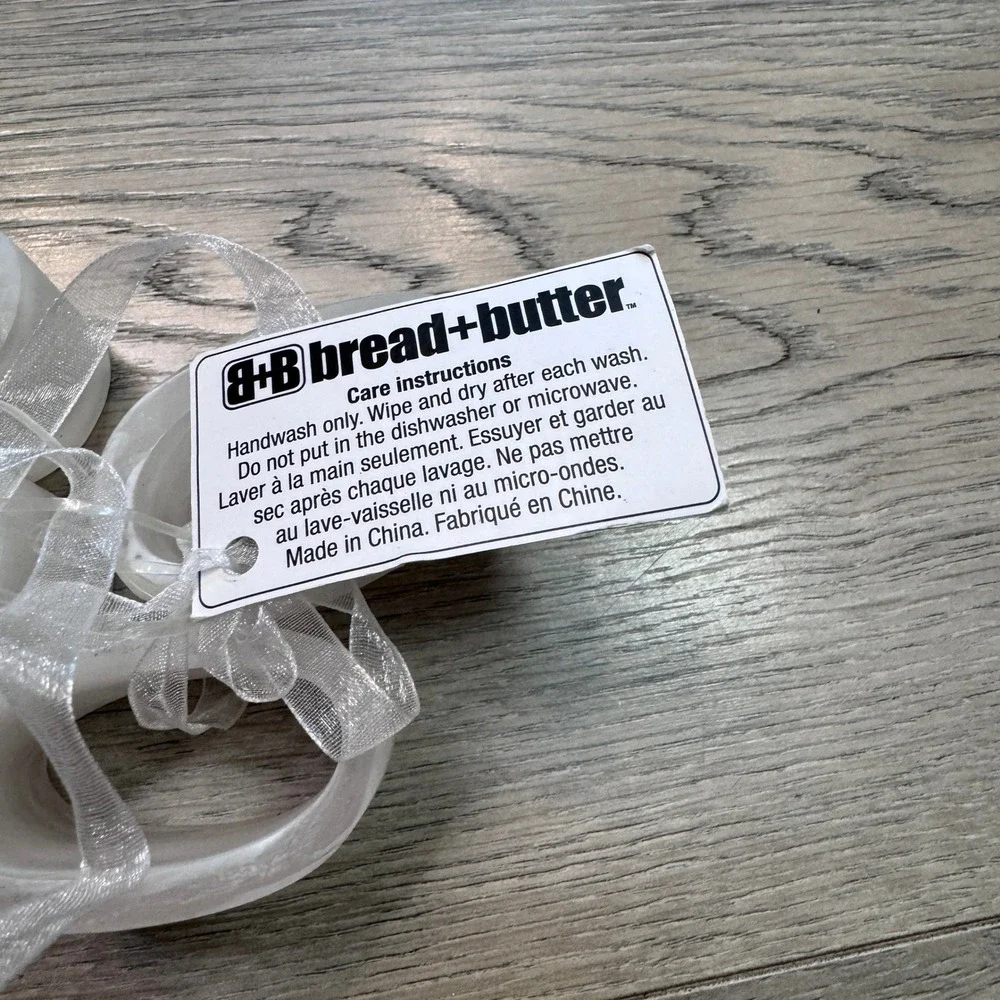 Bread+Butter Organika White Oval Napkin Rings Set of 4 Modern Minimalist NWT